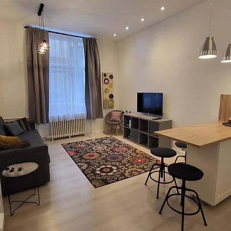 Ella Apartment Budapest Bagian luar foto