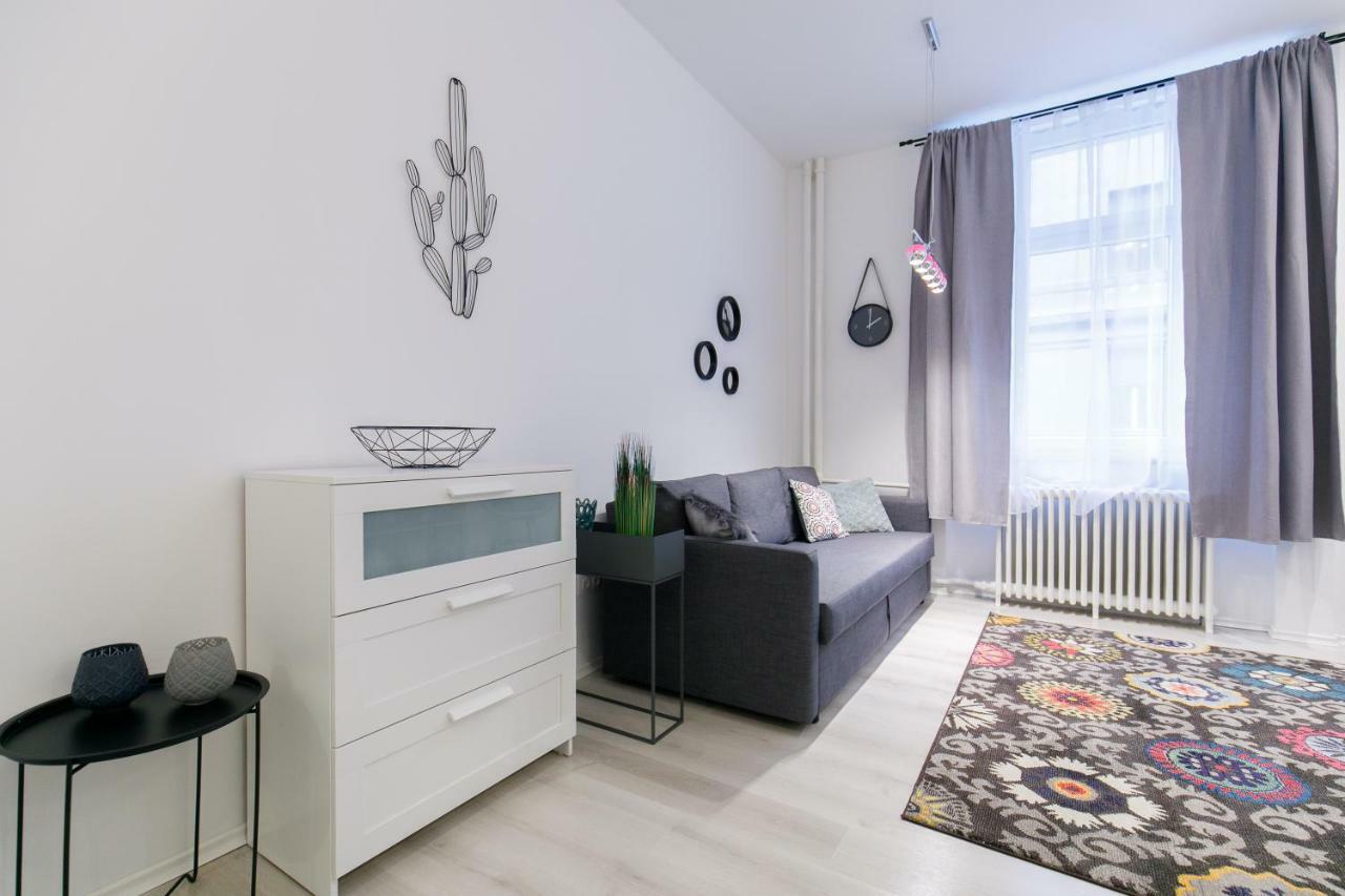Ella Apartment Budapest Bagian luar foto