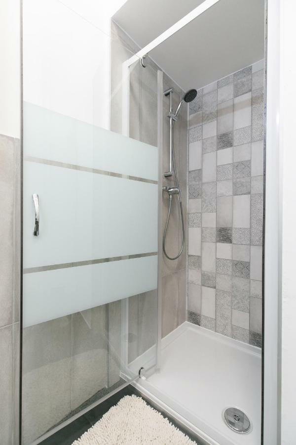 Ella Apartment Budapest Bagian luar foto